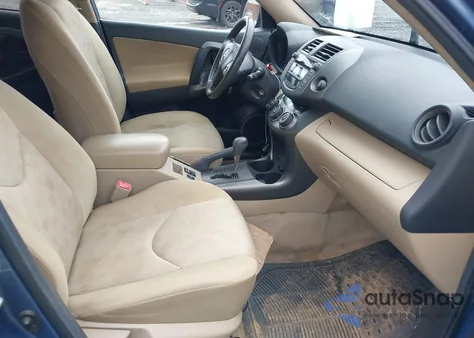 2010 Toyota Rav4 z USA, uszkodzony, nr VIN 2T3ZF4DV1AW034982